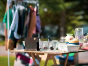 photo Vide Grenier au profit du patrimoine de LCA