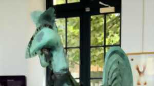 photo Le coq de l’église Notre-Dame fait escale au musée au Musée Bernard d'Agesci