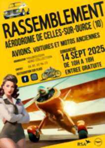 photo Rassemblement avions, voitures et motos anciennes