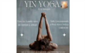 photo Yoga doux à la bougie