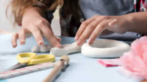 CRÉATION DE PÂTE AUTODURCIRSSANTE MAISON
