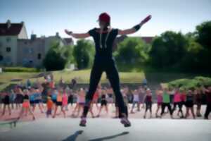 photo Octobre Rose 2025 : Cours de renforcement musculaire et zumba avec Rythm’O Pays de Saint-Yrieix