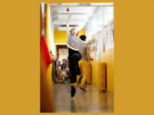 photo Danse jeune public : A l'envers de l'endroit - Jeanne Simone