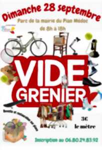 photo Vide grenier au Pian-Médoc