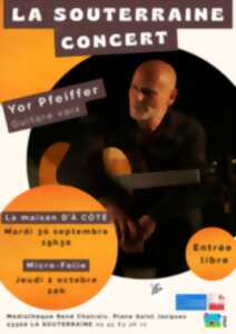 photo Yo Pfeiffer, guitare et voix