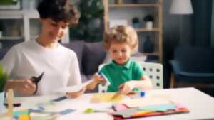 photo Atelier créatif en famille avec La Croisée des Villages
