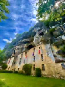 photo La route des crèches de Noël - La Maison forte de Reignac