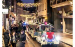 photo Noël à Pau - Les Balades en petit train du père Noël