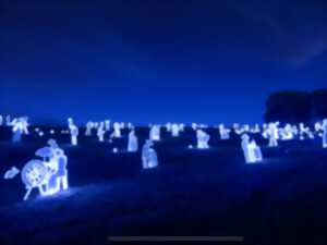 photo RURALITÉ EN LUMIÈRE : LA PLUS GRANDE CRÈCHE LUMINEUSE DU MONDE