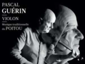 photo Veillée à danser - Pascal Guérin, les musiciens et danseurs traditionnels