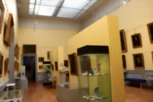 photo Emma Reyes, une artiste haute en couleurs