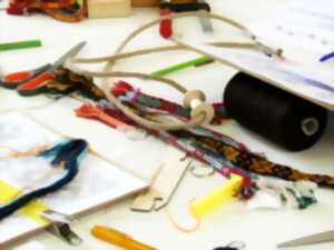 photo Atelier vacances de Noël : tissage aux plaquettes