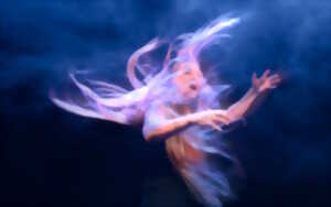 photo Conte « Née le 8 mars 1977 »par Céline Ripol