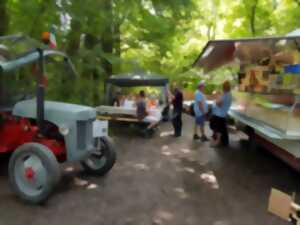 photo Marche gourmande des Tracteurs d'Antan
