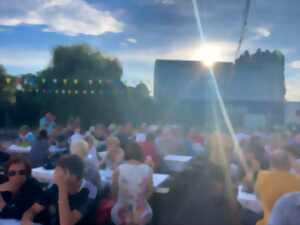 photo Bal champêtre avec feu d'artifice