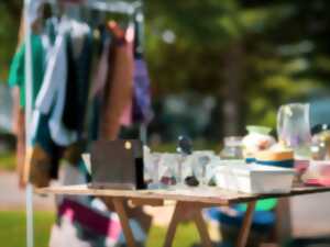 photo Vide grenier solidaire