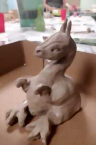 photo Atelier de modelage d'argile pour enfants vacances d'hiver : les animaux fantastiques