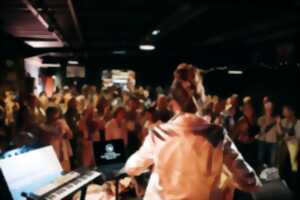 photo Circus  Friends, Songs & Beers