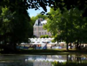 photo La Forêt des Livres chez Gonzague Saint Bris