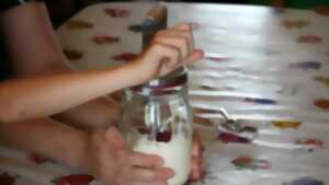 photo Atelier famille : beurre à la baratte