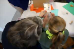 photo Visites-ateliers famille de l'exposition Noctule Destrier de Vincent Girard