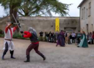 photo L'Artisanat Médiéval avec les associations Historia Aquitanorum, Mrs Temporis, et Ranchero - Château en fête