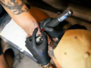 photo Rassemblement de camions et salon du tatouage