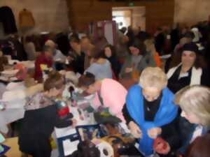 photo Les Puces des Couturières aux Greniers à Sel