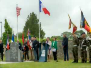 photo Cérémonie en hommage aux médics