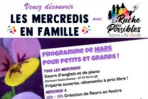 photo Mercredi en famille : Atelier de création de fleurs en feutre