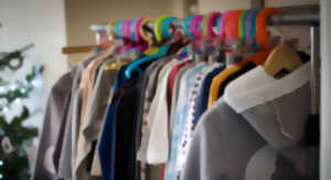 photo Bourse aux vêtements adulte et enfants : Vente