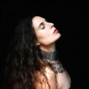 photo Dafné Kritharas ( Tournée )