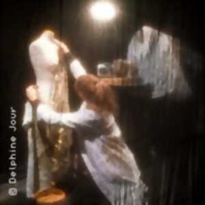 photo La Servante Solo Pour une Habilleuse