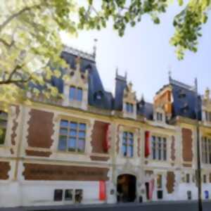 photo Entrée - Cité de l'Economie