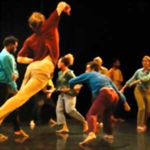 photo Ambra Senatore In Comune - Théâtre de la Ville, Paris