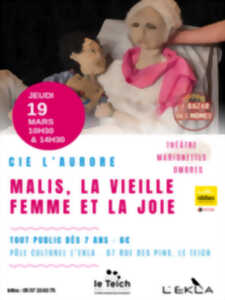 photo Malis, la vieille femme et la joie.