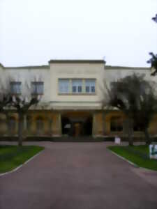 photo Exposition, tombola et loto - Ambassade Bonchat