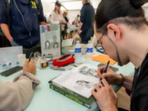 photo Dédicaces de la BD « John Steele, le para de Sainte-Mère-Église »