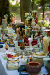 photo Vide grenier de la Chapelle