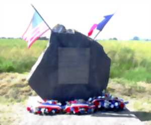 photo Cérémonie à l'aérostèle du A2 de La Cambe