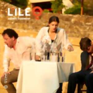 photo La Demande en Mariage et L’Ours