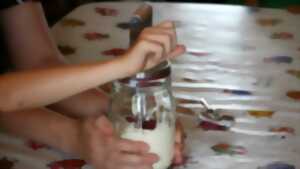 photo Atelier famille : beurre à la baratte