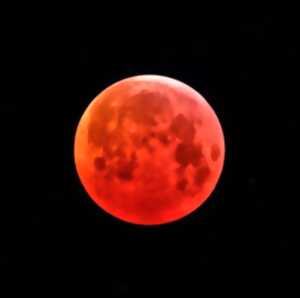 photo Lune rouge
