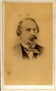 photo Visite guidée costumée immersive de la Ville d’Hiver « Vivez à l’époque de Napoléon III »