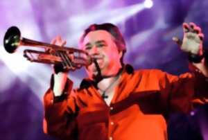 photo Jean-Claude Borelly et sa Trompette d'Or à l'Abbatiale de Lessay