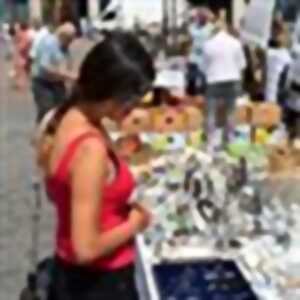 photo VIDE GRENIER AMICALE RUGBY DEUX RIVES