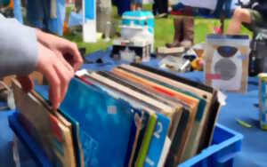 photo VIDE GRENIER AMICALE RUGBY DEUX RIVES