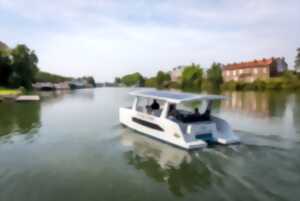 photo Promenade en catamaran solaire | Immersion au coeur de la batellerie