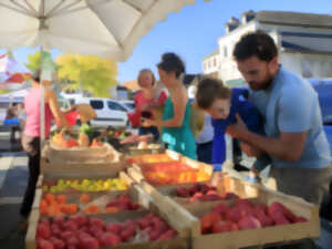 photo Le stand « tourisme & loisirs » s’invite au marché !