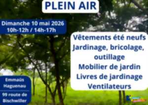 photo Vente solidaire de plein air